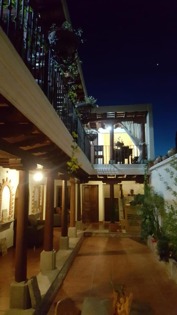 Hotel Mansion Del Rey Antigua Exterior photo