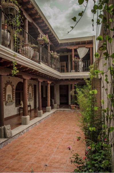 Hotel Mansion Del Rey Antigua Exterior photo
