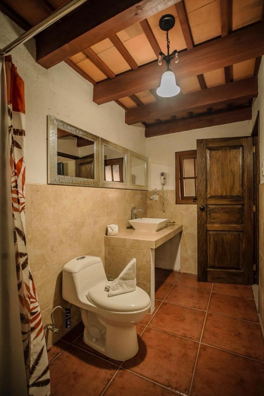 Hotel Mansion Del Rey Antigua Exterior photo