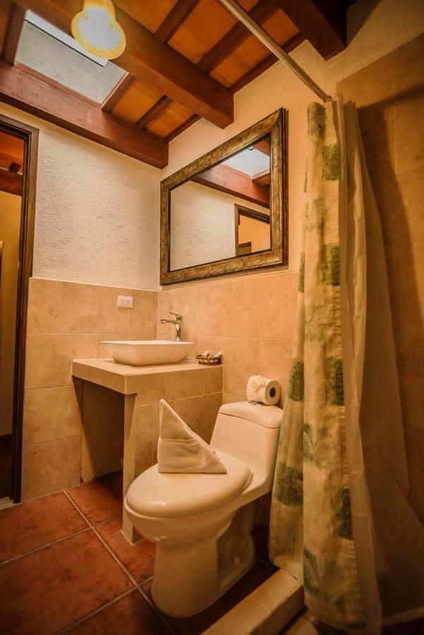 Hotel Mansion Del Rey Antigua Exterior photo